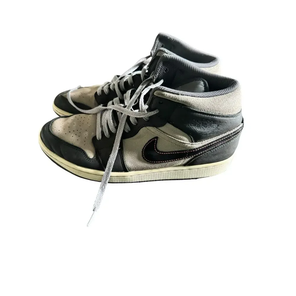 Jordan Air Jordan 1 Mid Top Lace-Up Sneakers Gray/Black Nubuck FQ8338-017
